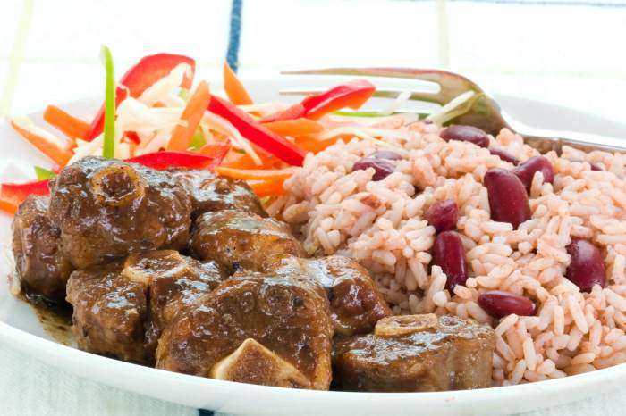 How to cook oxtails jamaican style